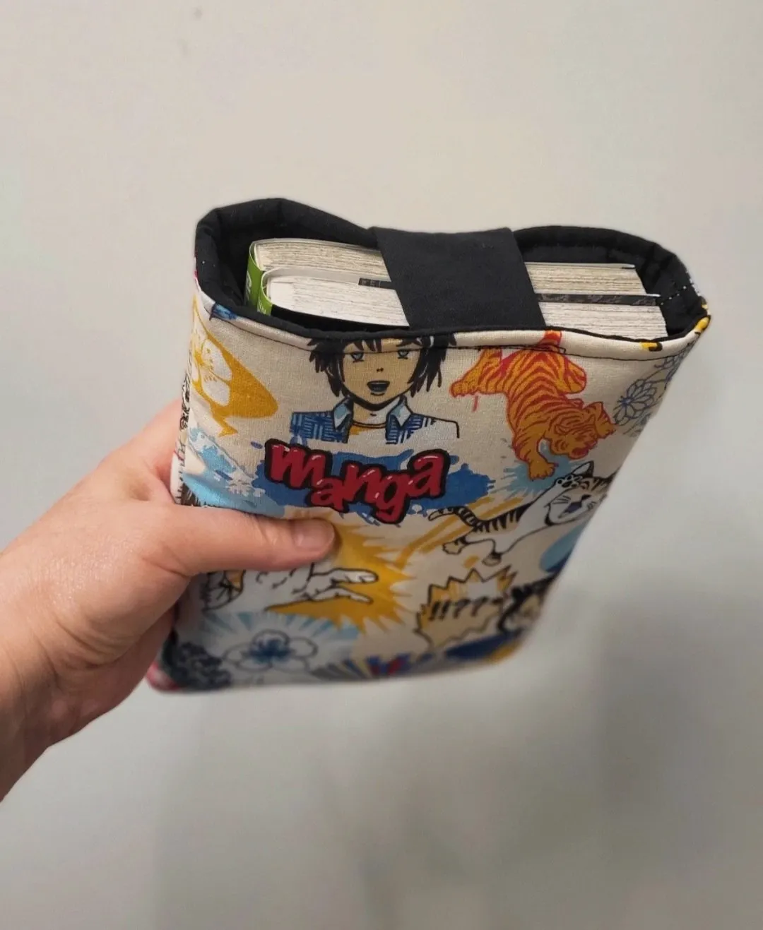 Pochette molletonnée imprimé manga et Japon multicolore – sans marque – taille Taille unique 5