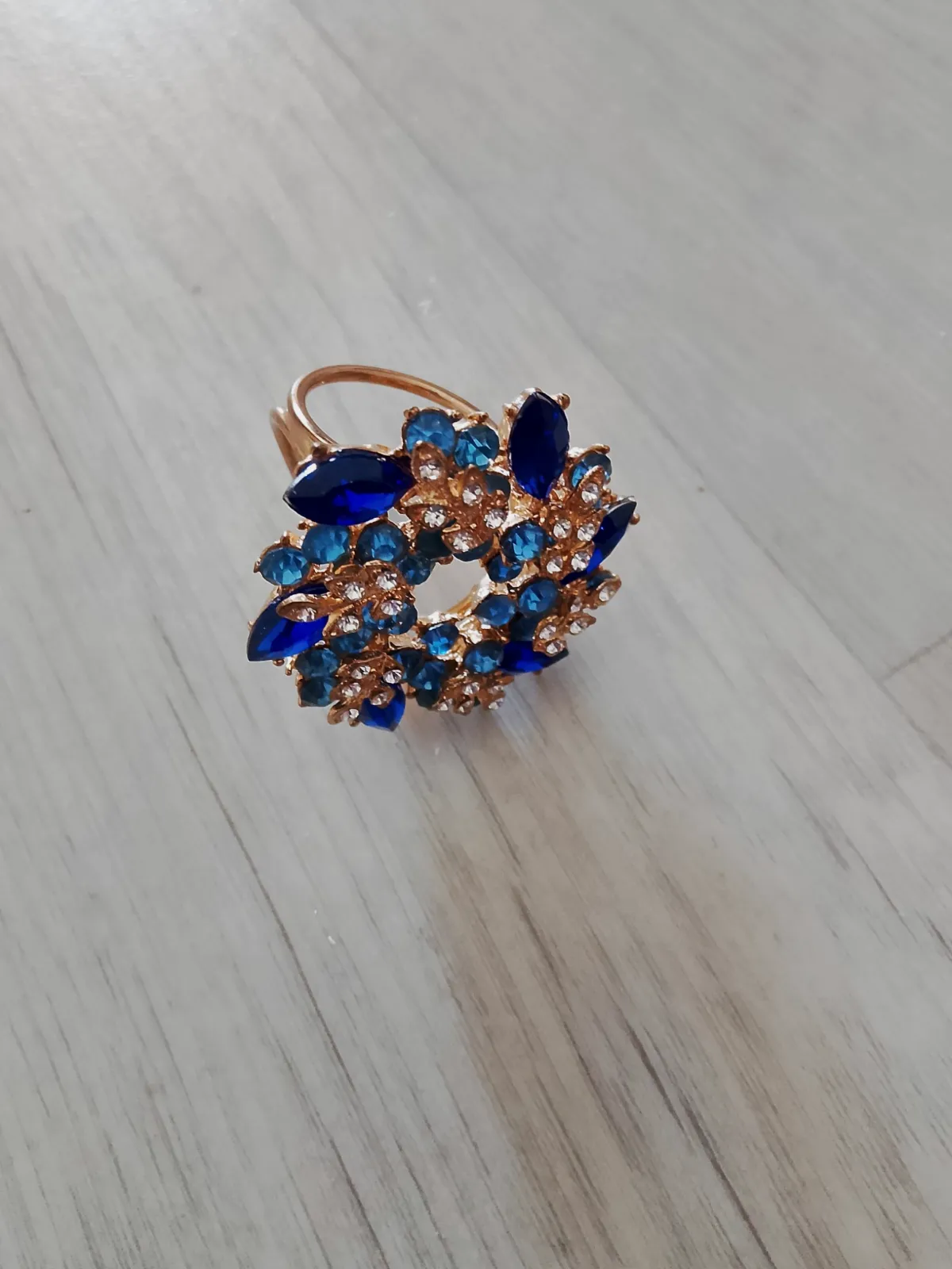 Attaches écharpe