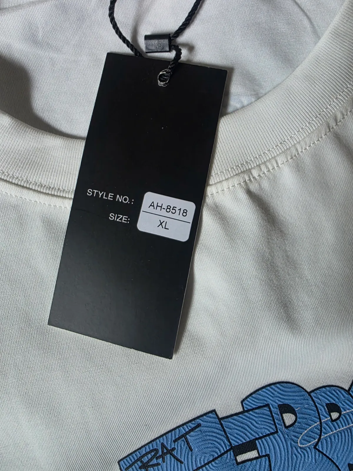 T-shirt blanc imprimé Jerry taille XL avec étiquette – Sans marque – taille XL 2