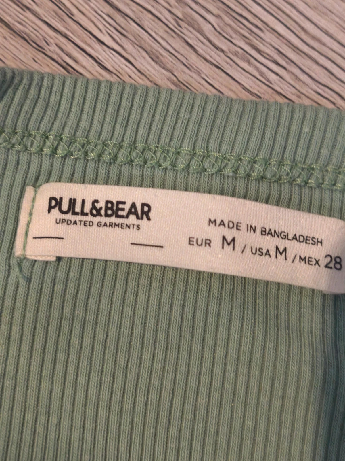 Pull&Bear – T-shirt côtelé vert pastel – Taille M – Pull & Bear – taille M / 38 / 10 2