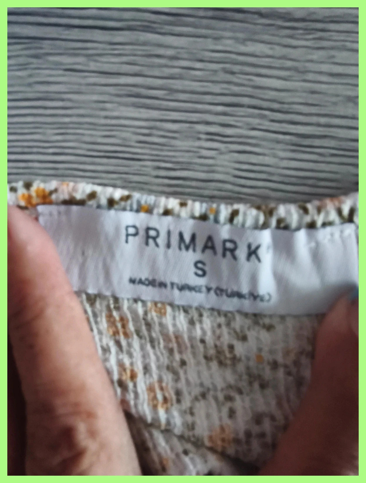 Top fleuri blanc et jaune – Primark – Taille S. No306 – Primark – taille S / 36 / 8 3