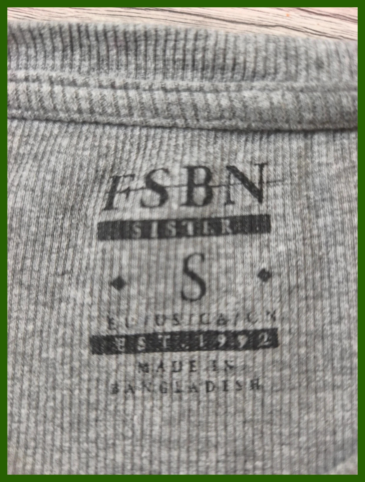 T-shirt côtelé gris – FSBN – Taille S. No297 – FSBN – taille S / 36 / 8 2