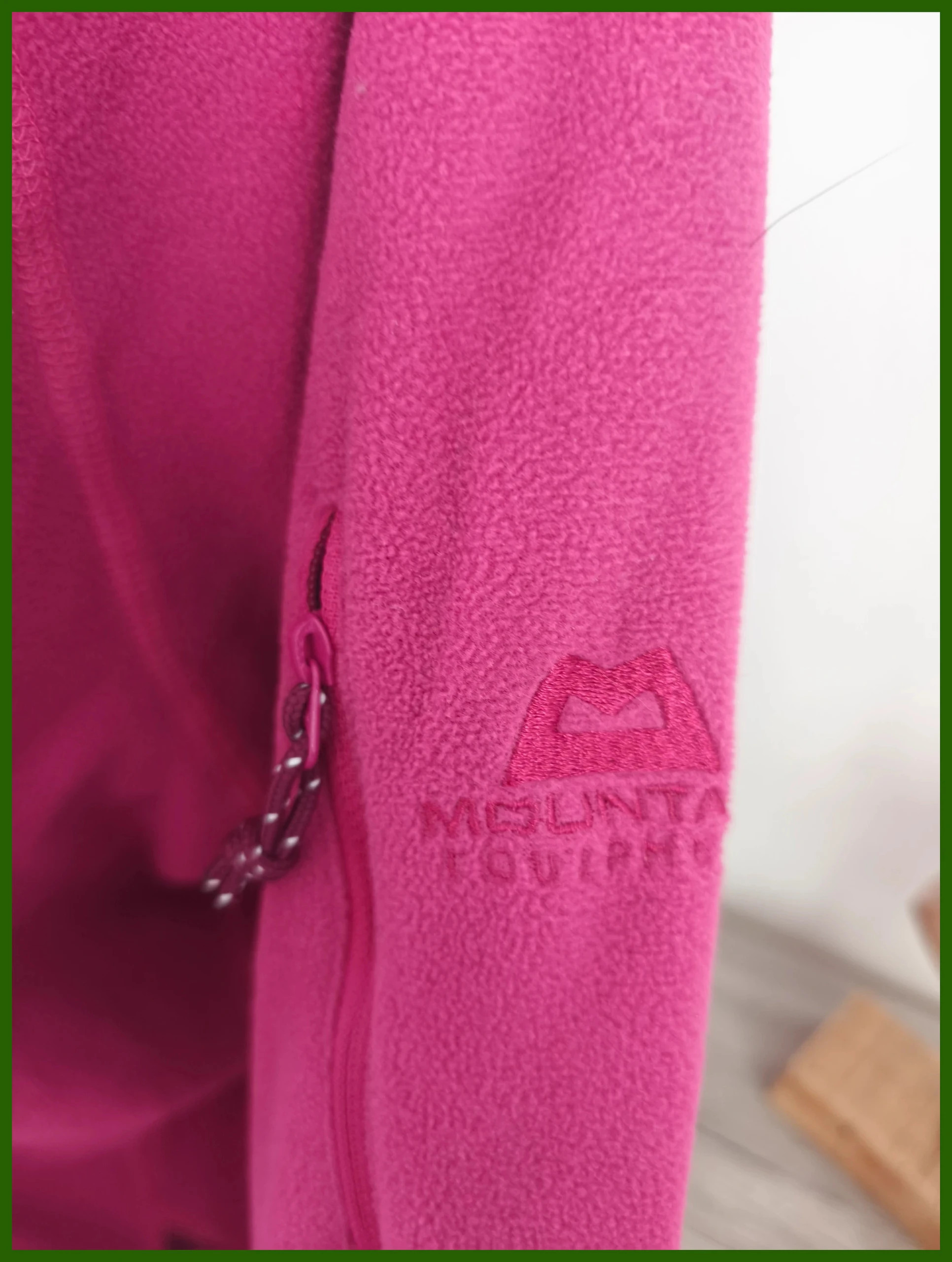 Sweat polaire de la marque montain equipment taille XL – Mountain Equipment – taille XL / 42 / 14 2