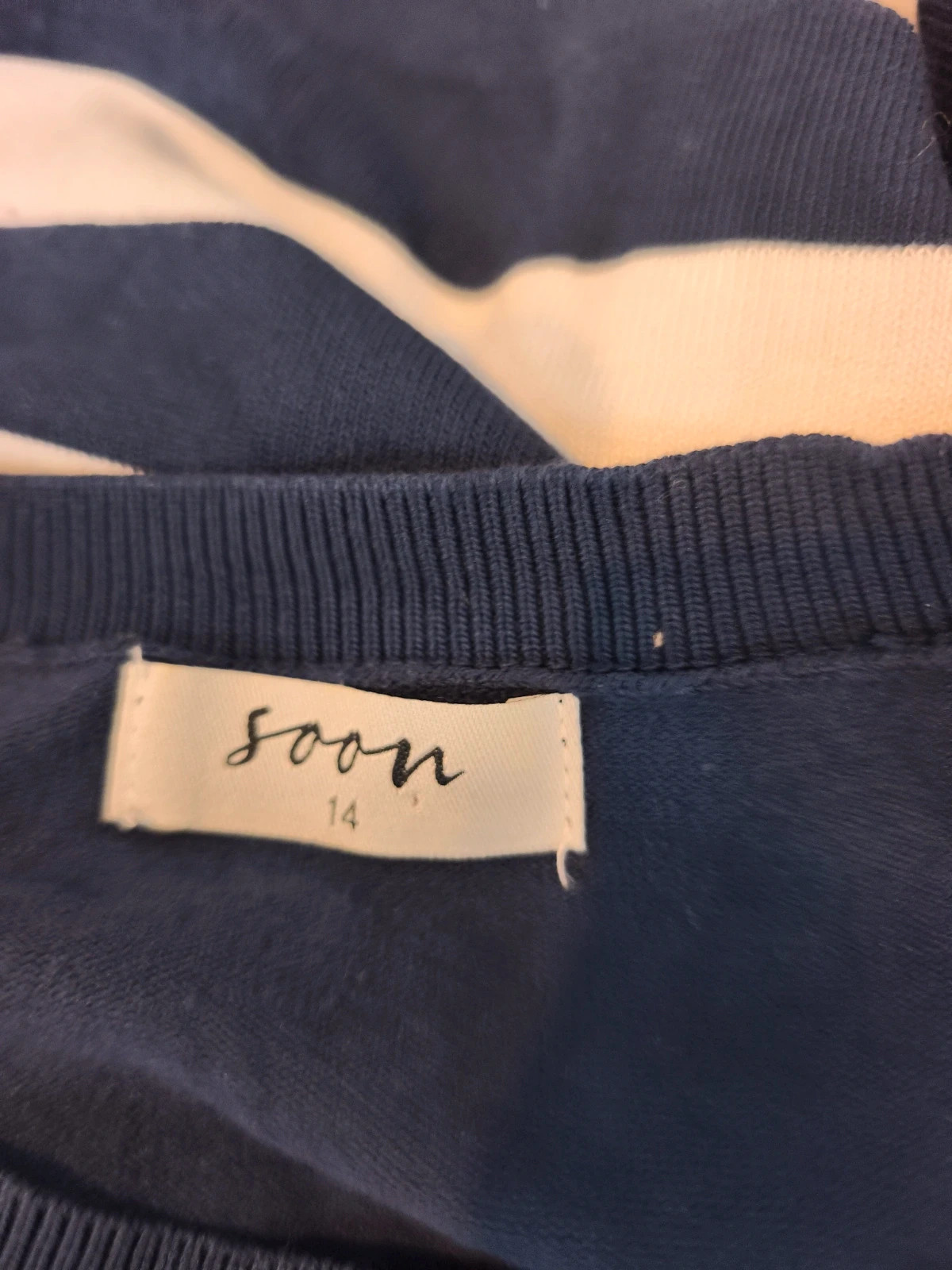 Pull rayé bleu marine et écru – F&F – taille 42 – Soon – taille XL / 42 / 14 3