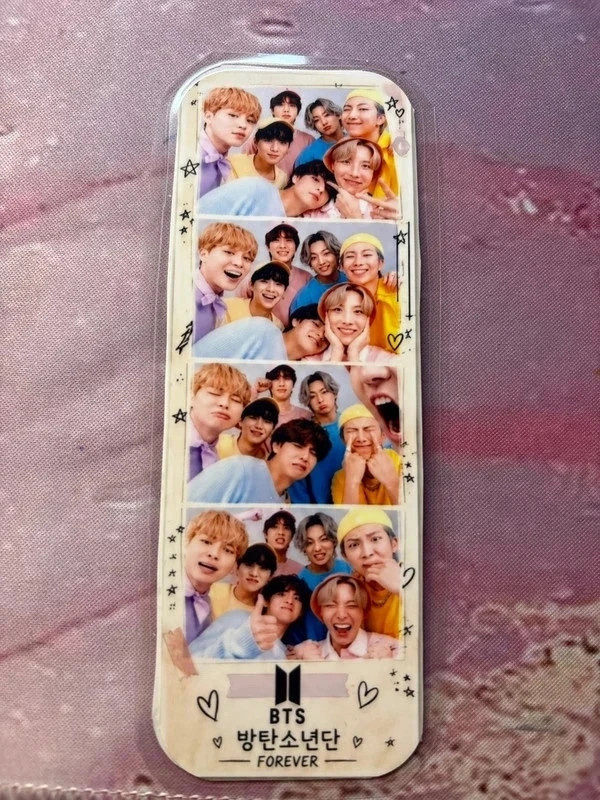 Marque page bts plastifié