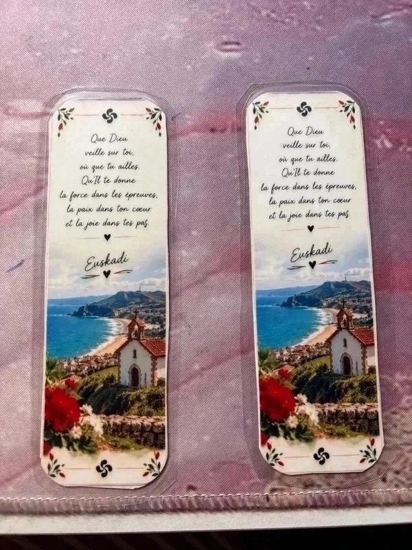 Lots de 2 Marque page pays basque chapelle plastifié – Fait Main 2