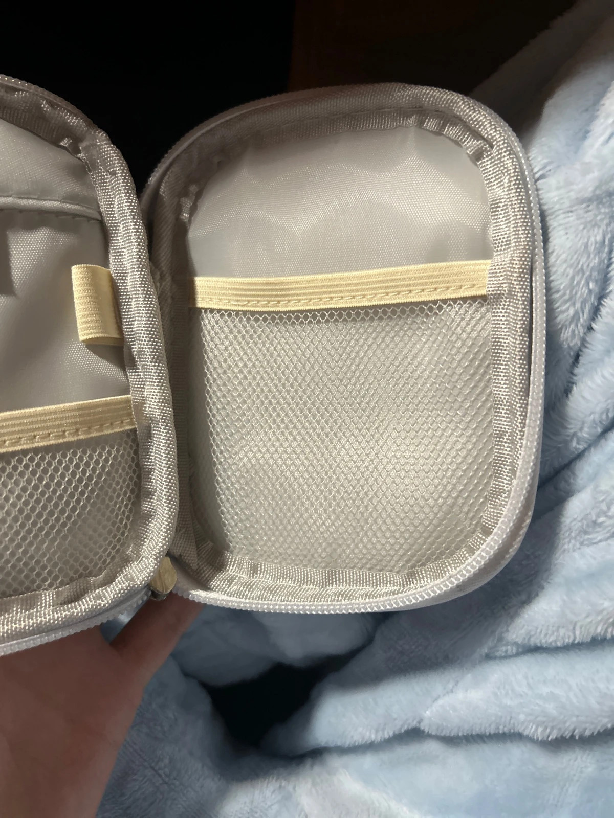 Petite trousse de premiers secours taille S vide neuf 2