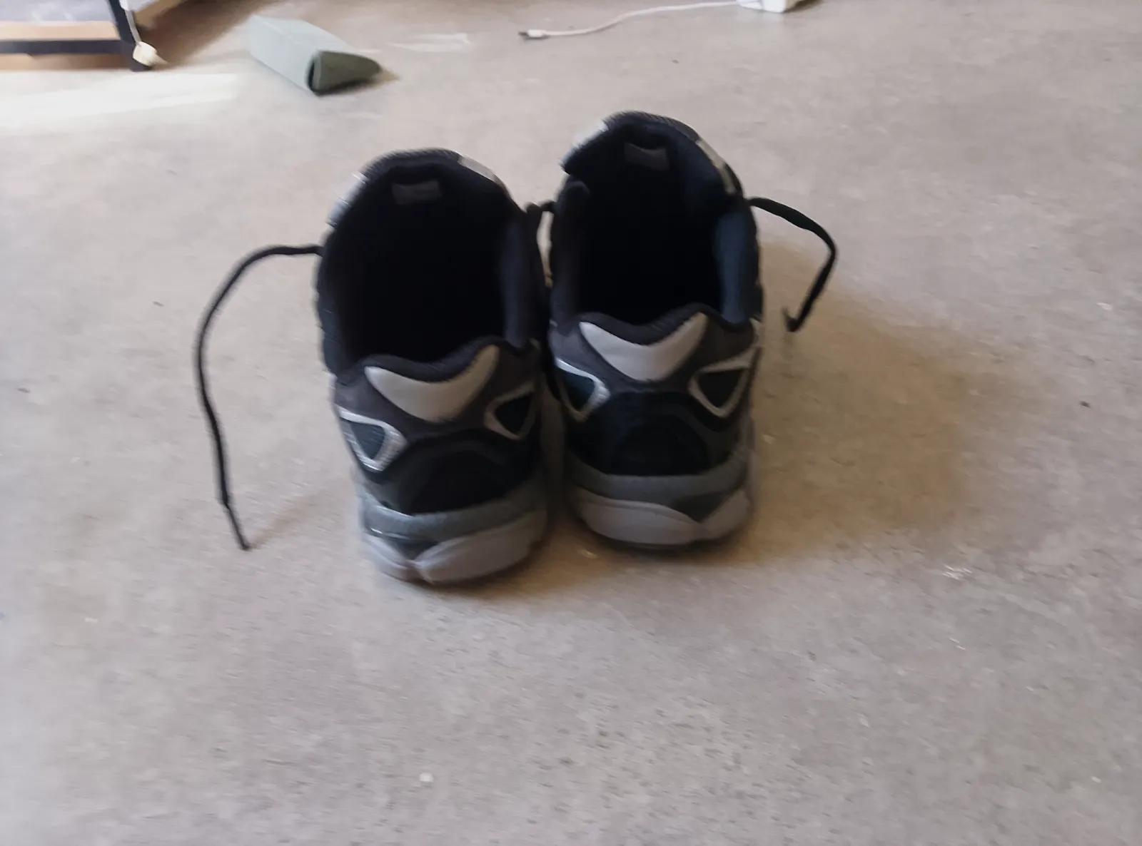 Asics noir et gris – Asics – taille EU 41 2