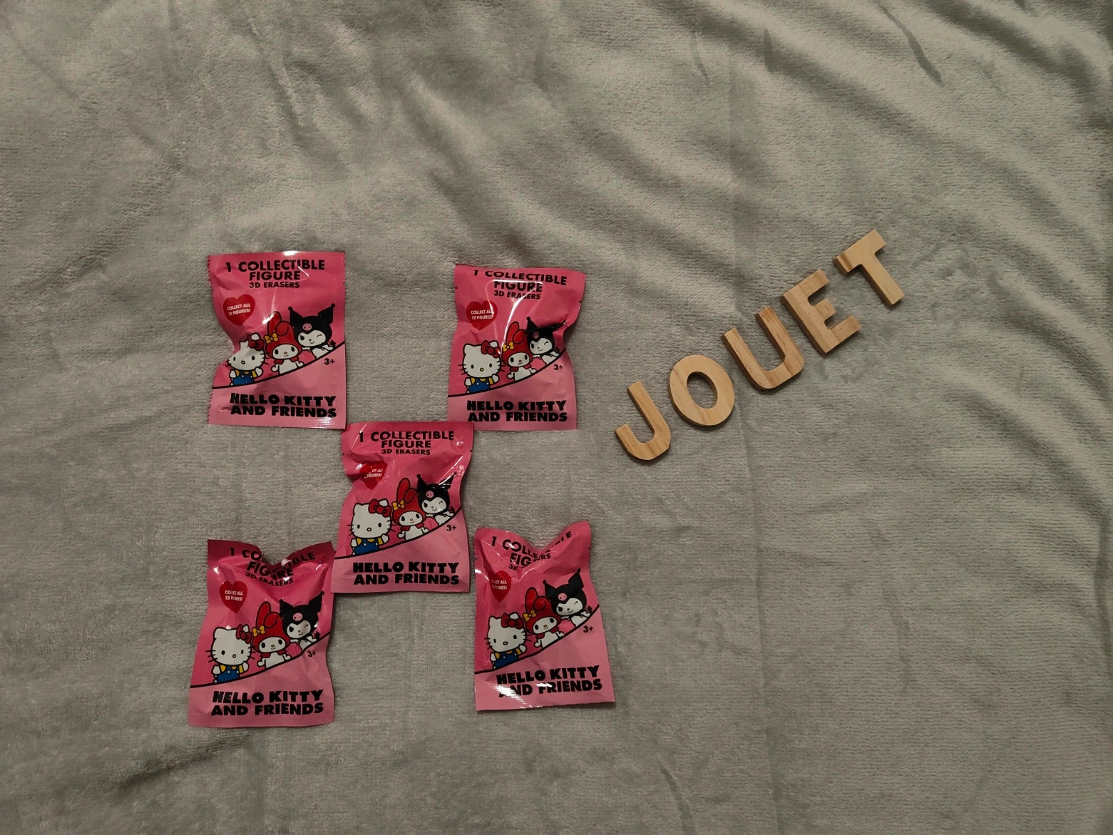 Lot de 5 Figurines en Gommes 3D Hello Kitty et ses amis – Personnages (Sachet surprise)