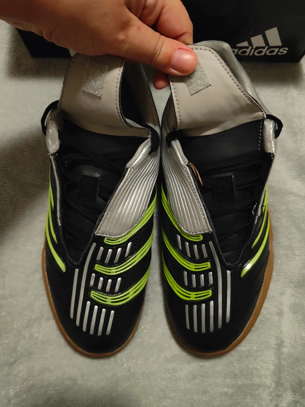 Chaussures mixtes de foot en salle Adidas Predator Sala - Taille 38 – adidas – taille 38 2