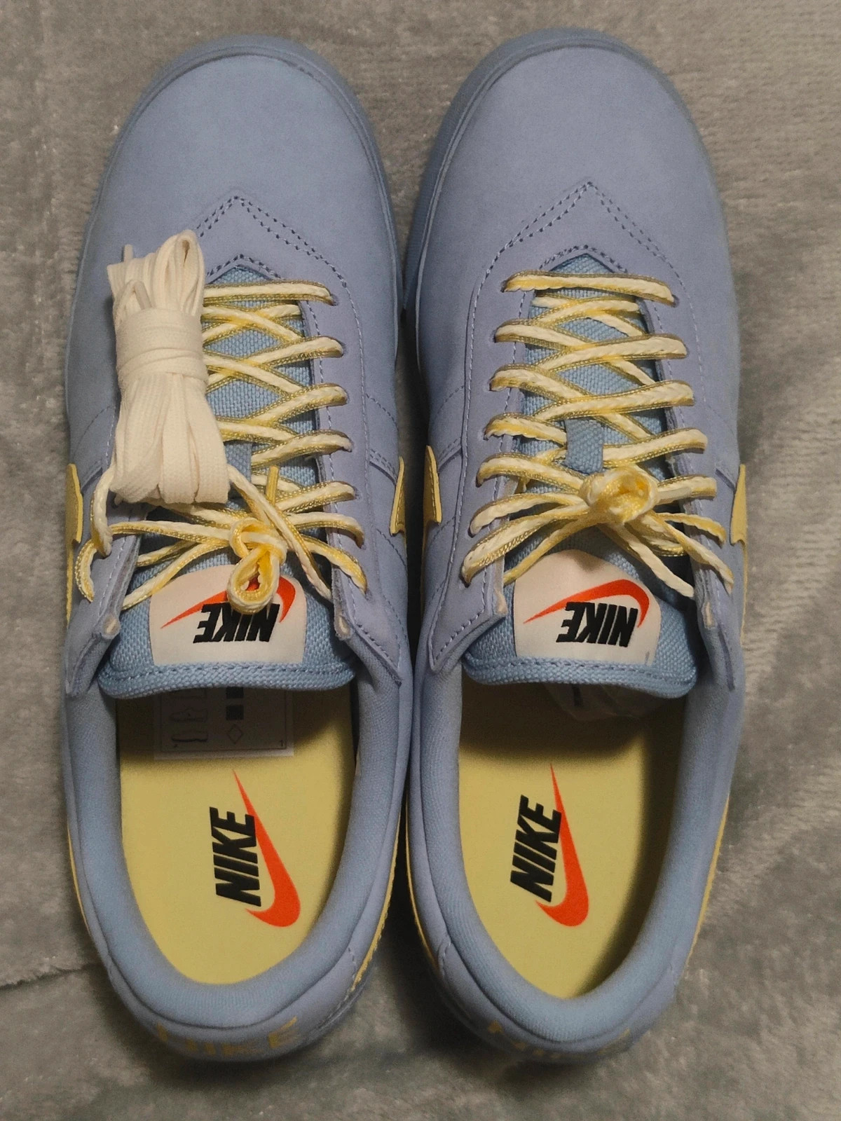 Nike Astrograbber QS Aluminum Soft Yellow - Neuf - T42.5 / US9