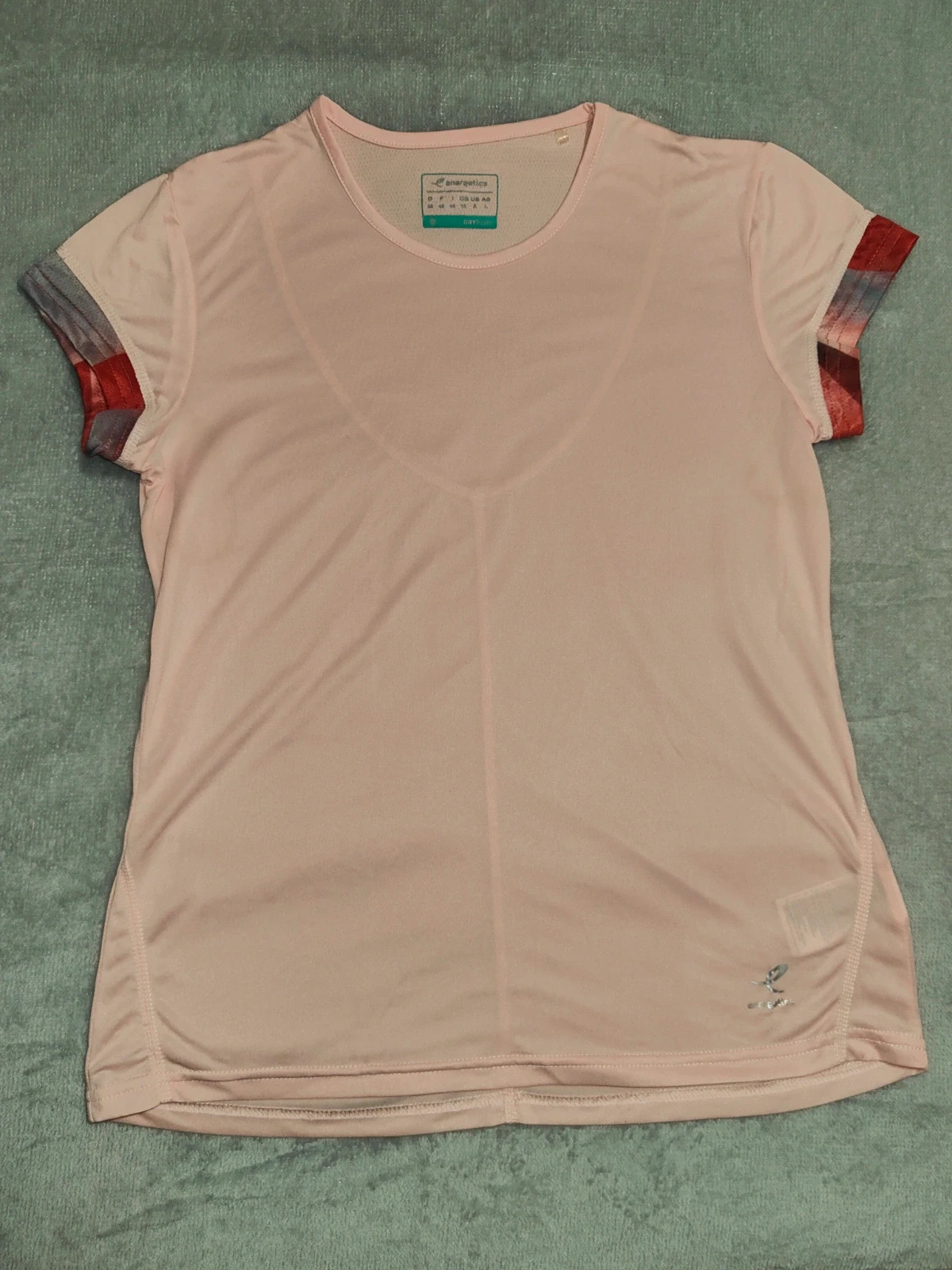 T-shirt de sport Energetics rose motif géométrique taille 40 Fr (44 it) Lire la description merci