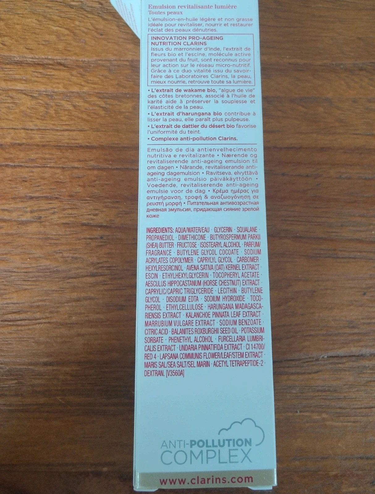 Clarins Nutri-Lumière Jour Émulsion Revitalisante 50ml Lire la description merci – Clarins 4