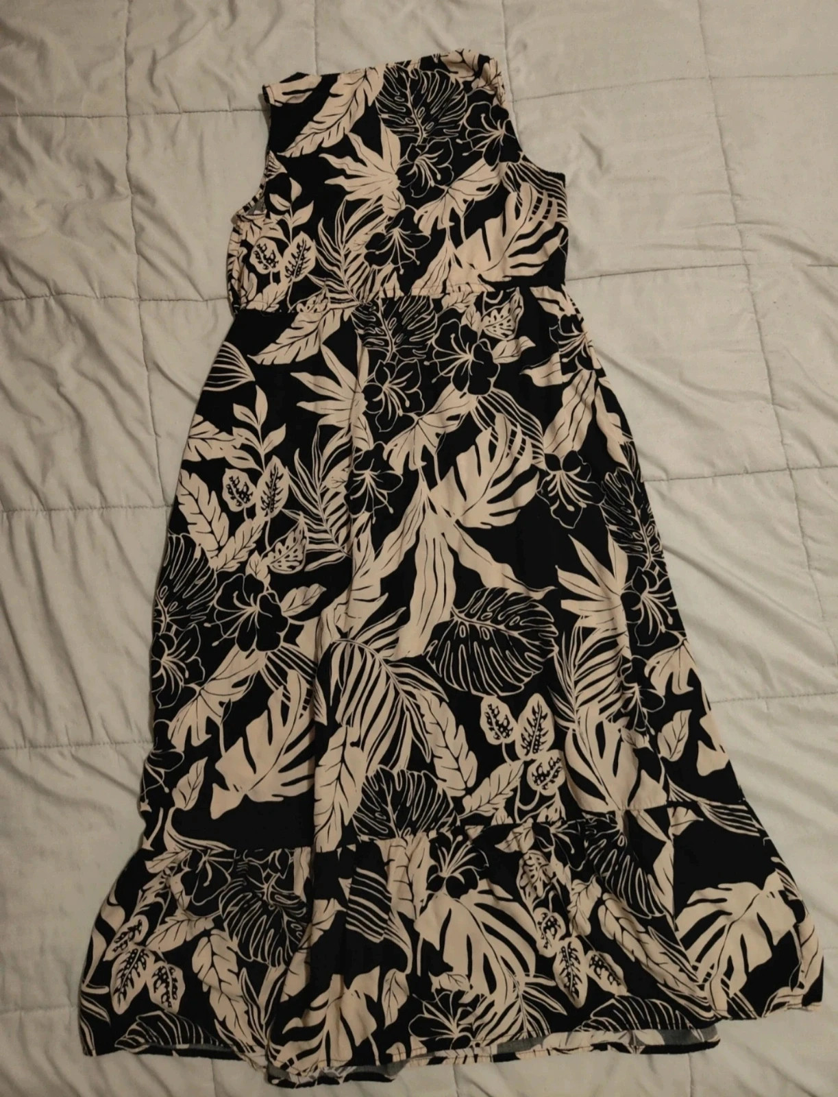 Robe longue en viscose Mango Taille M Imprimé Tropical Noir et Écru – Mango – taille M / 38 / 10 4