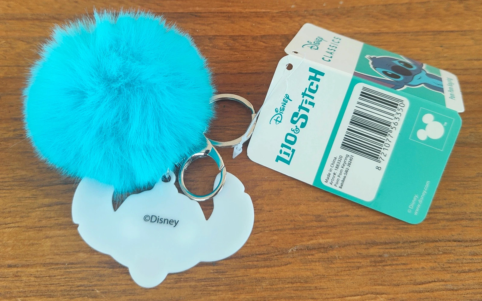 Porte-clés Stitch Disney avec étiquette / Pompon bleu – Disney 2