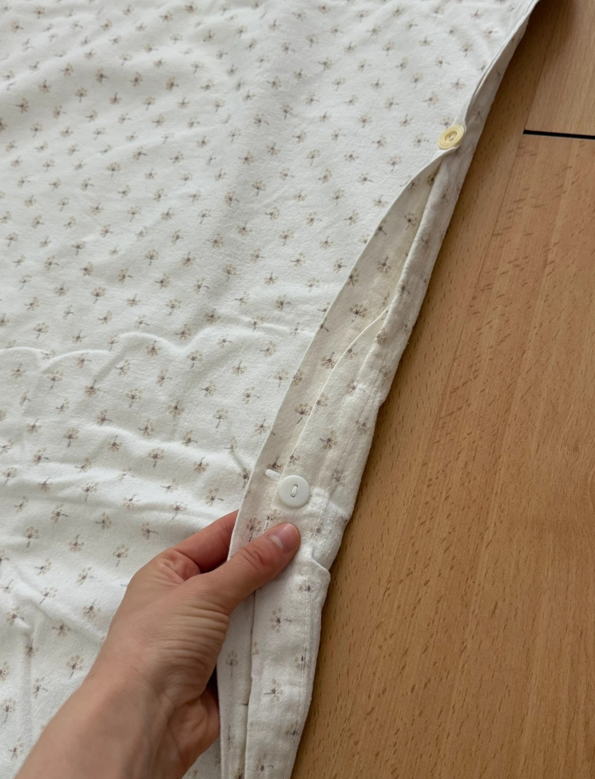 Bettdeckenbezug weiß/creme mit kleinen Blumen – The Little White Company – taille Autre 2