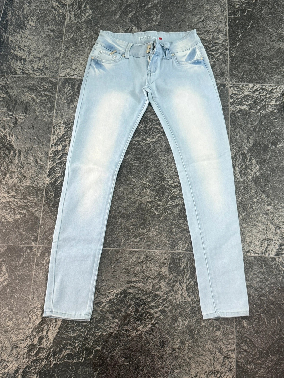 TOXIK3 Jeans