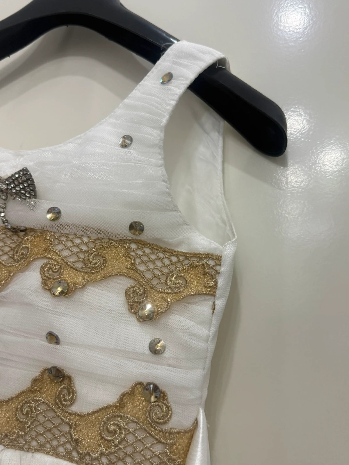 Weiß-goldenes Abendkleid Ballkleid – taille S / 36 / 8 4