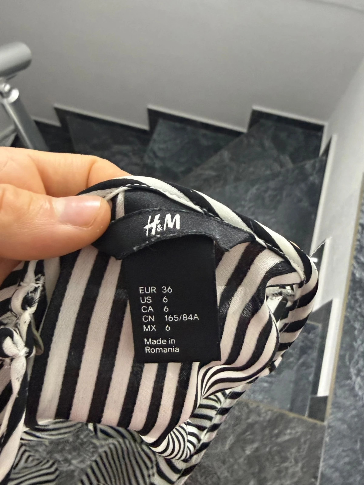 H&M gestreifter Playsuit Jumpsuit – H&M – taille S / 36 / 8 4