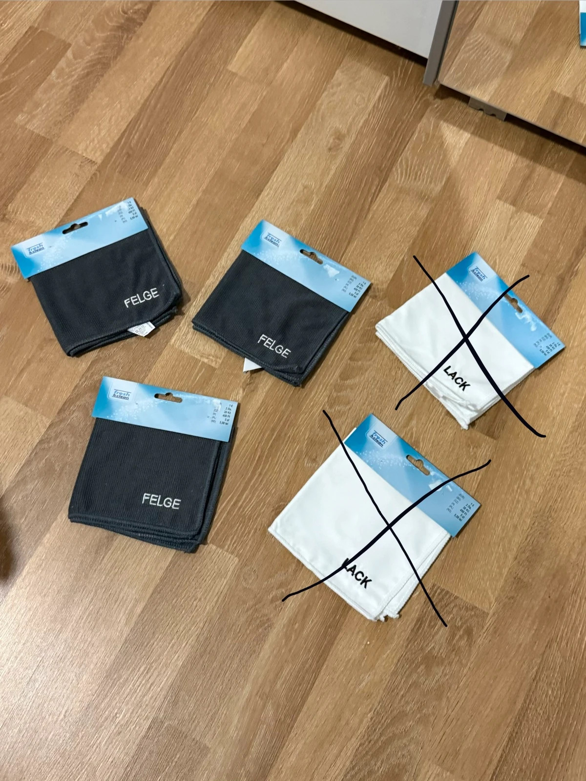3 Mikrofasertücher für Felgen / Auto