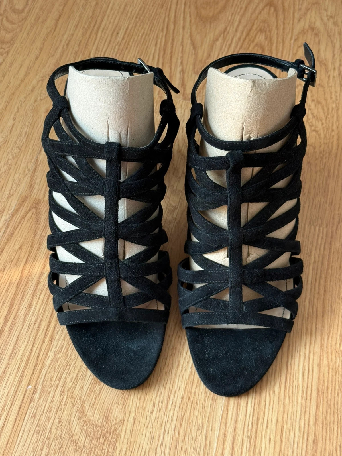 Zara schwarze Riemchen-Sandaletten mit Absatz – Zara – taille 39