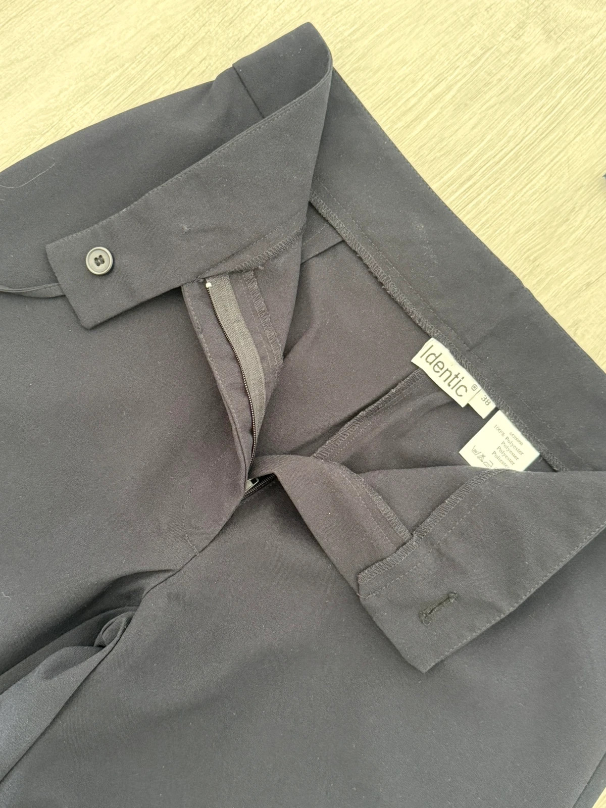 Identic schwarze Stoffhose Schlaghose – Identic – taille M / 38 / 10 4