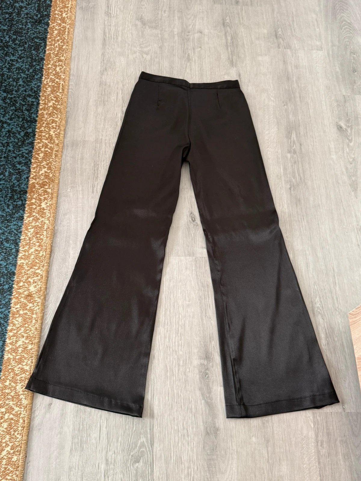Schwarze JAZZ Schlaghose / Flared Hose glänzend – Jazz – taille M / 38 / 10 5