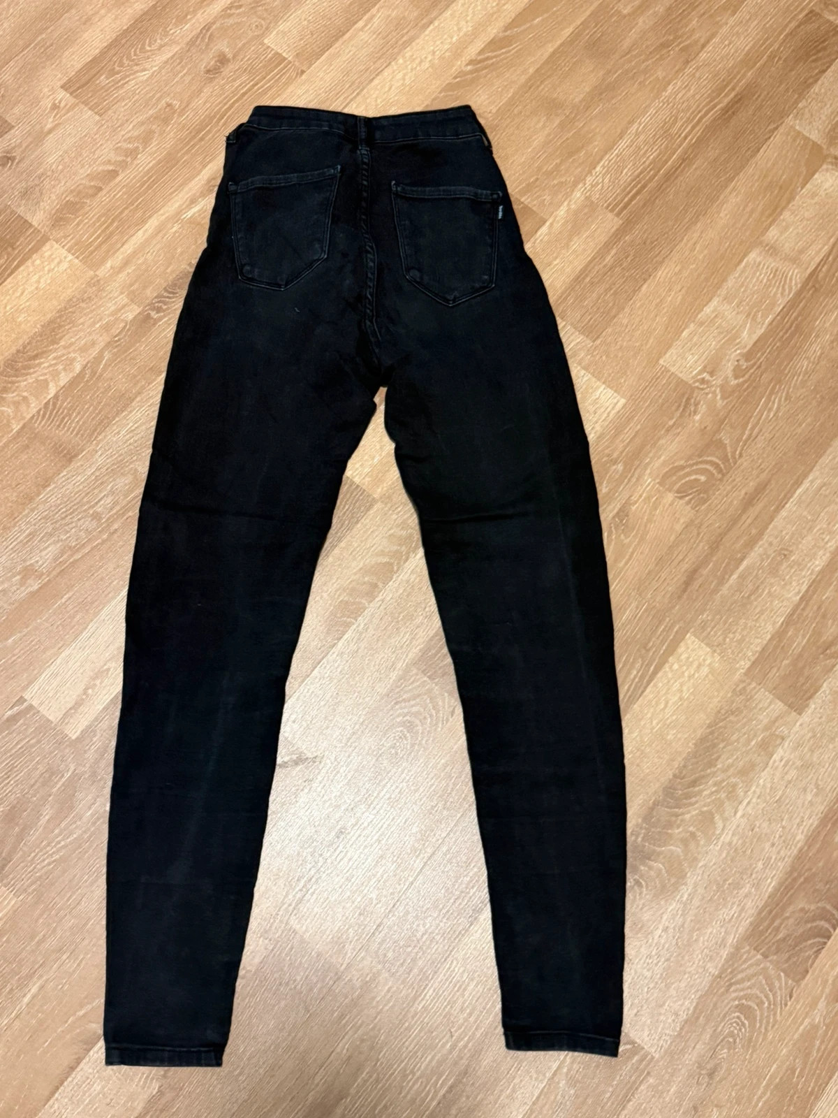 Bershka High Waist Skinny Jeans – Bershka – taille XS / 34 / 6 4