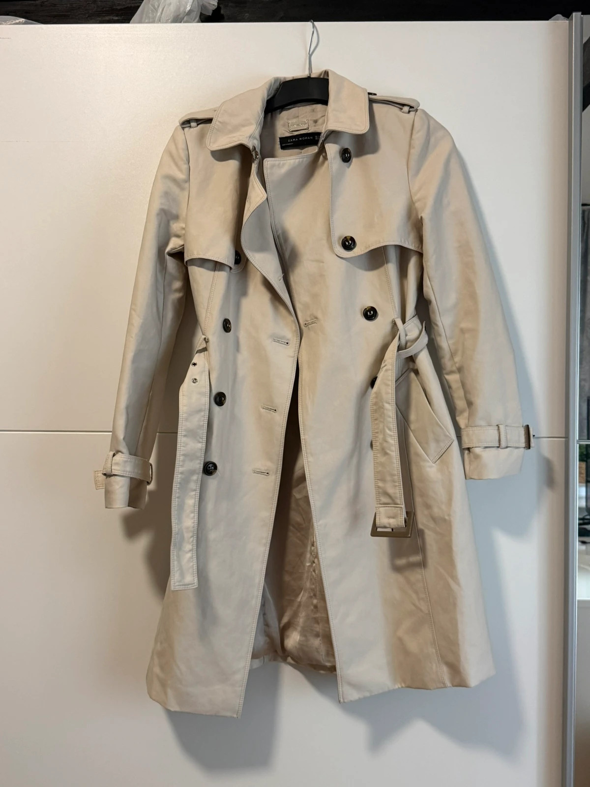 Woman Trenchcoat Beige/Cream