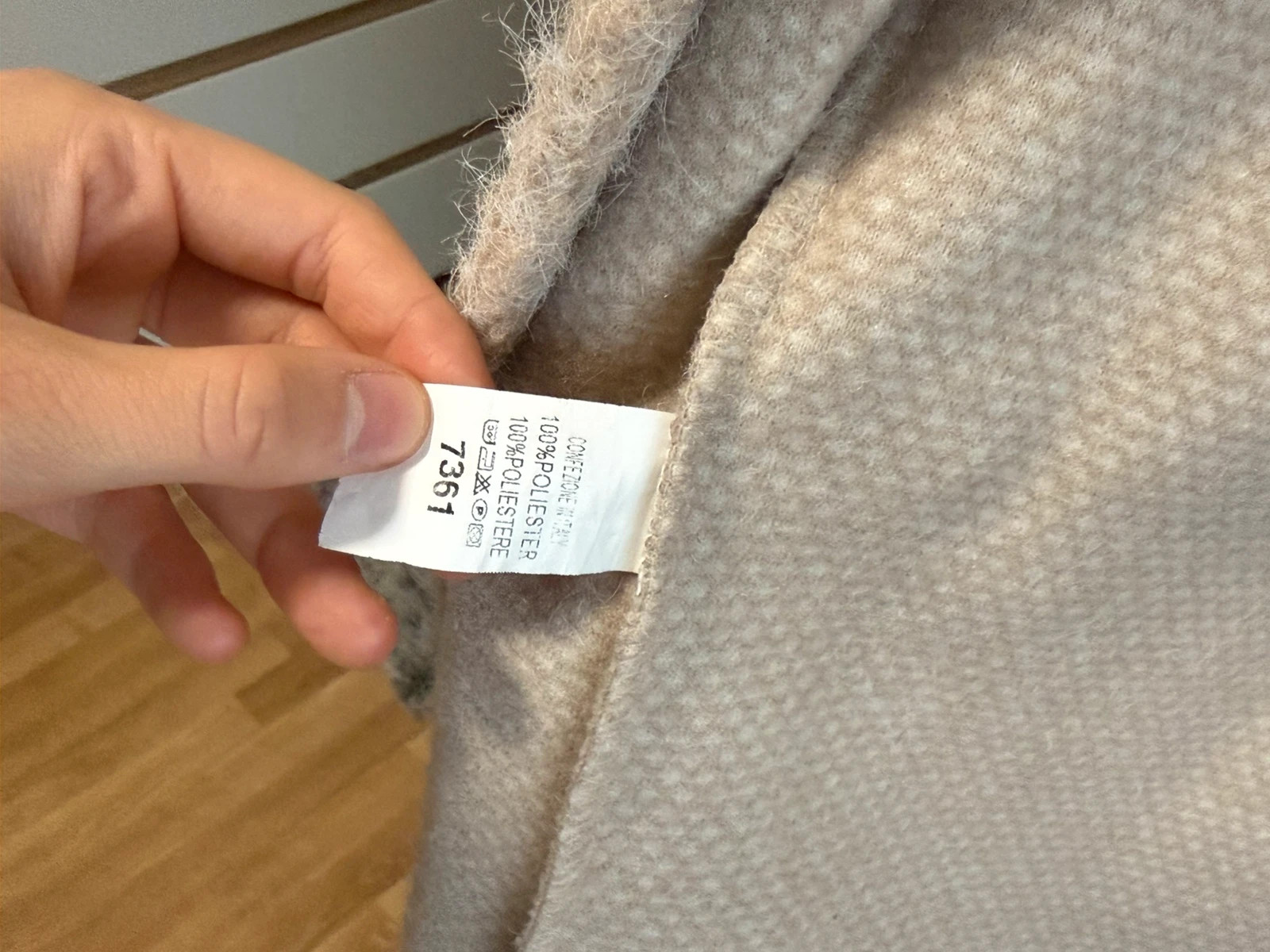 Langer Bouclé-Mantel Beige – New Collection – taille Taille unique 5