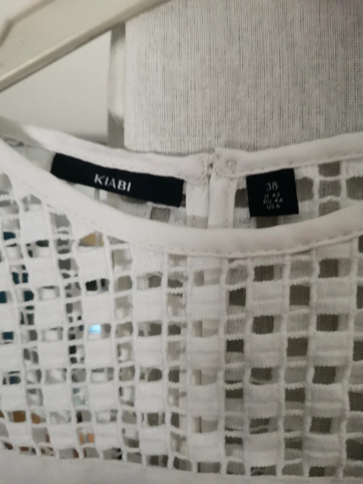 Jolie blouse blanche – Kiabi – taille M / 38 / 10 2