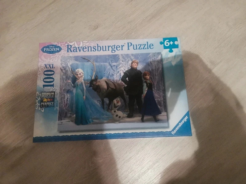 Puzzle 100 pieces