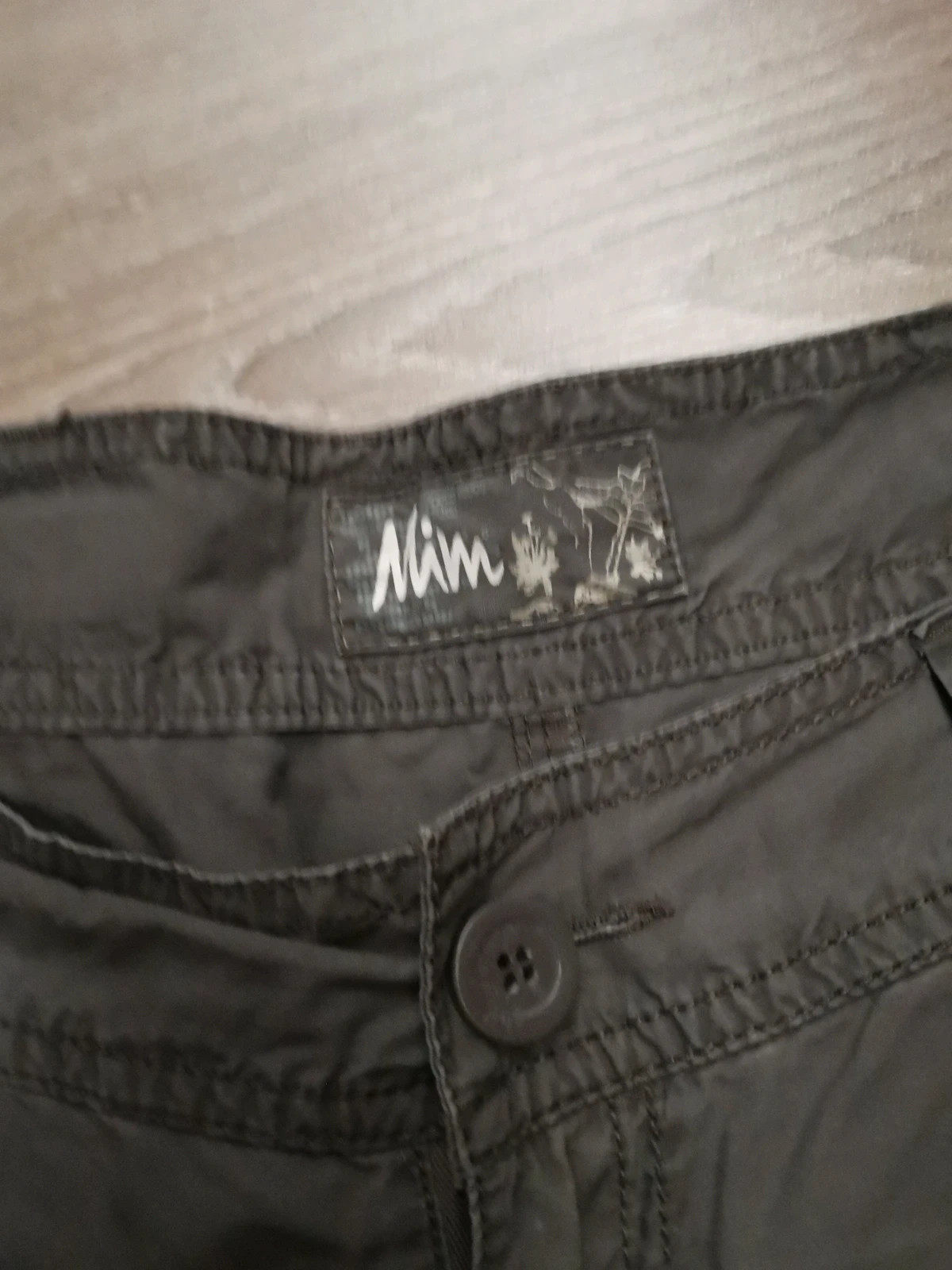 Très, jolie short gris cargo – Mim – taille L / 40 / 12 3