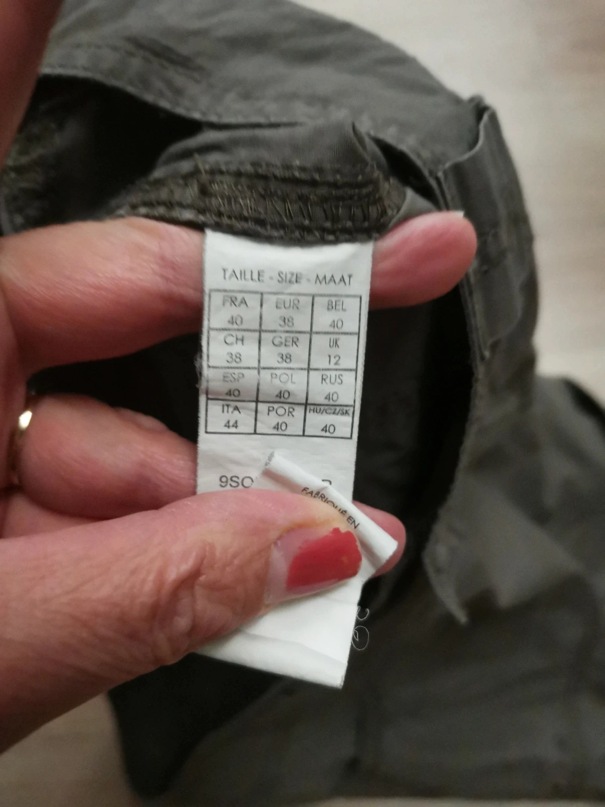 Très, jolie short gris cargo – Mim – taille L / 40 / 12 4