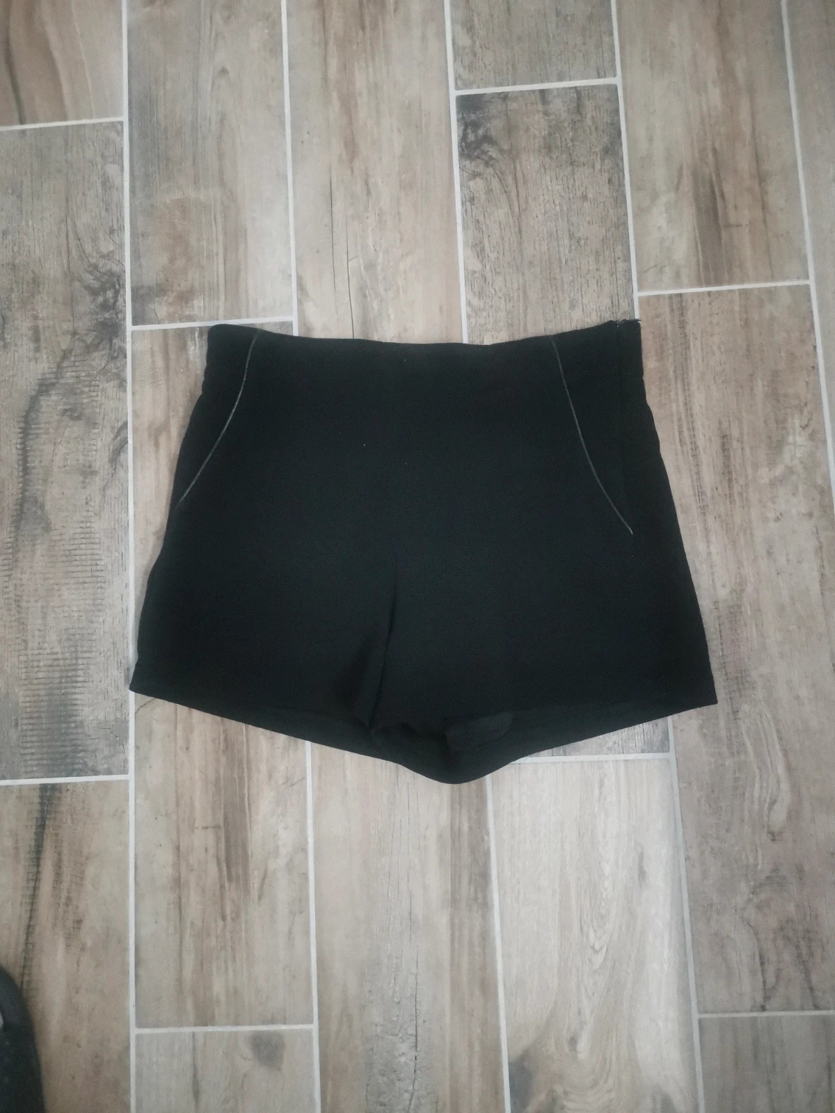 Short noir – Jennyfer – taille M / 38 / 10