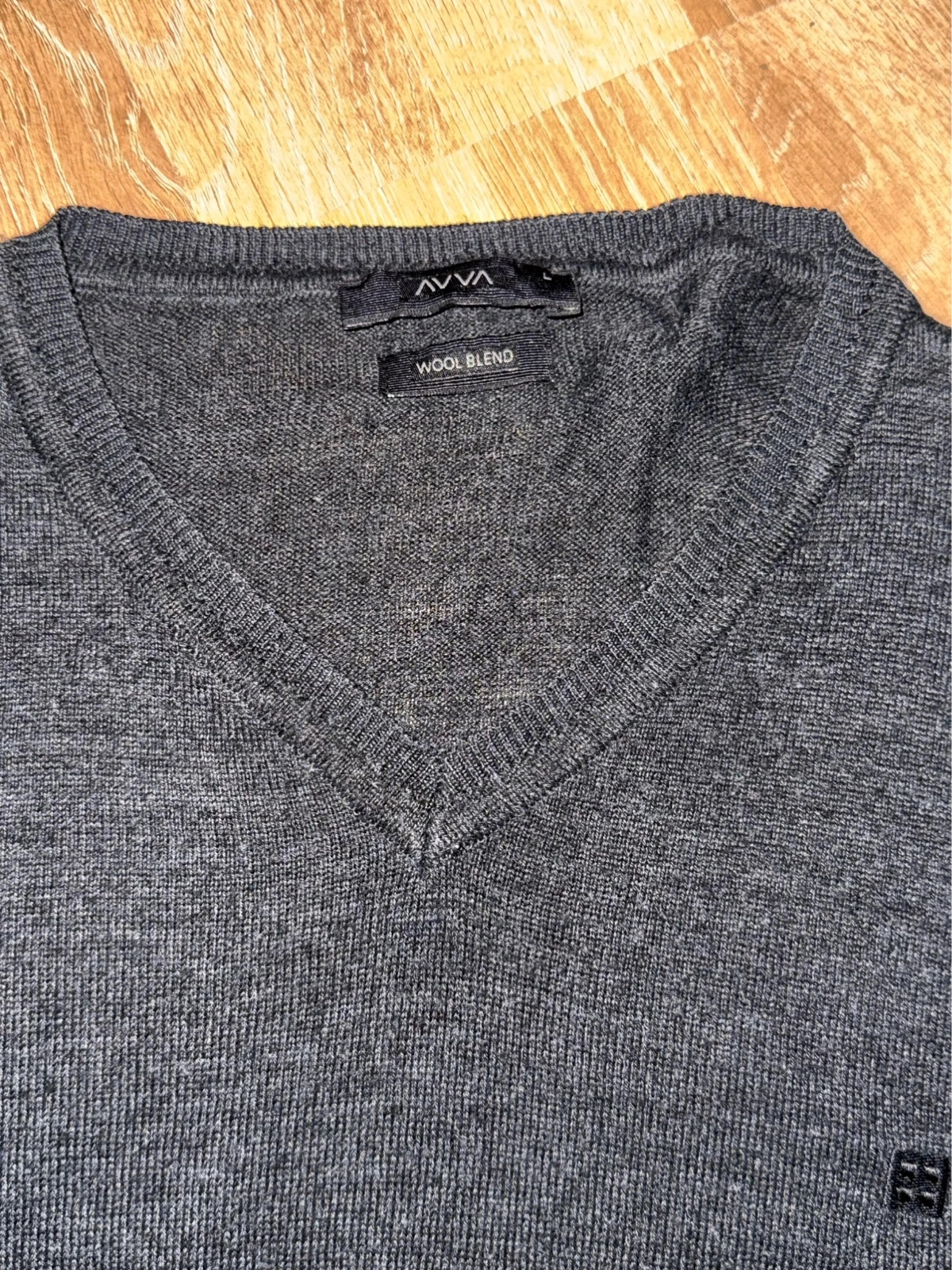 AVVA Herren Pullover V-Ausschnitt – Wool Blend – taille L 2