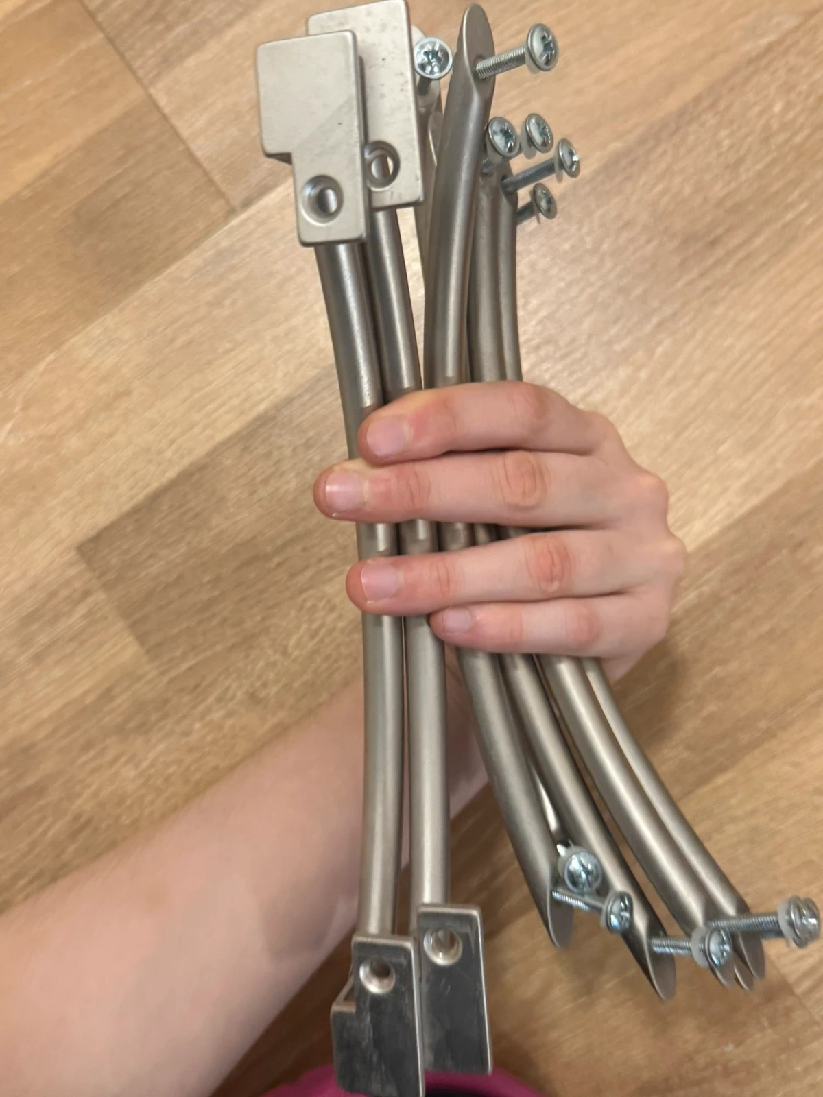8 Möbelgriffe / Schrankgriffe silber matt inkl. Schrauben 3