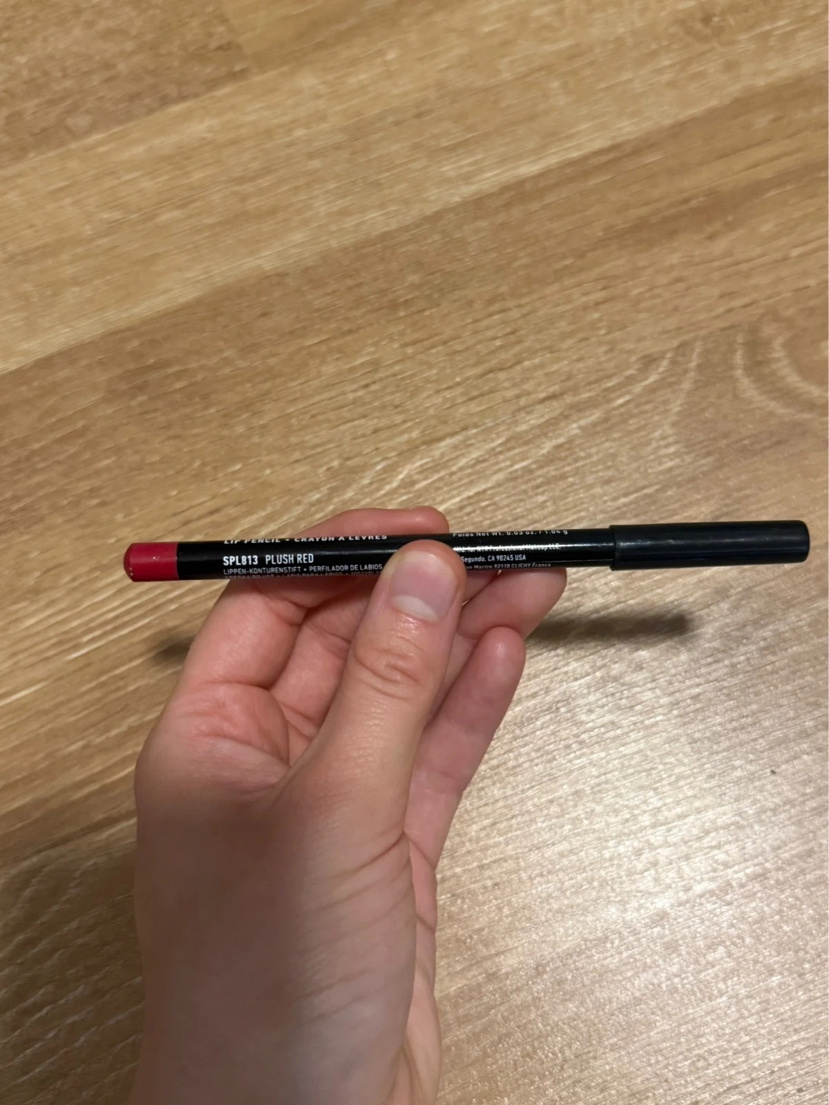 NYX Professional Makeup Lip Pencil „Plush Red“ – NYX 2