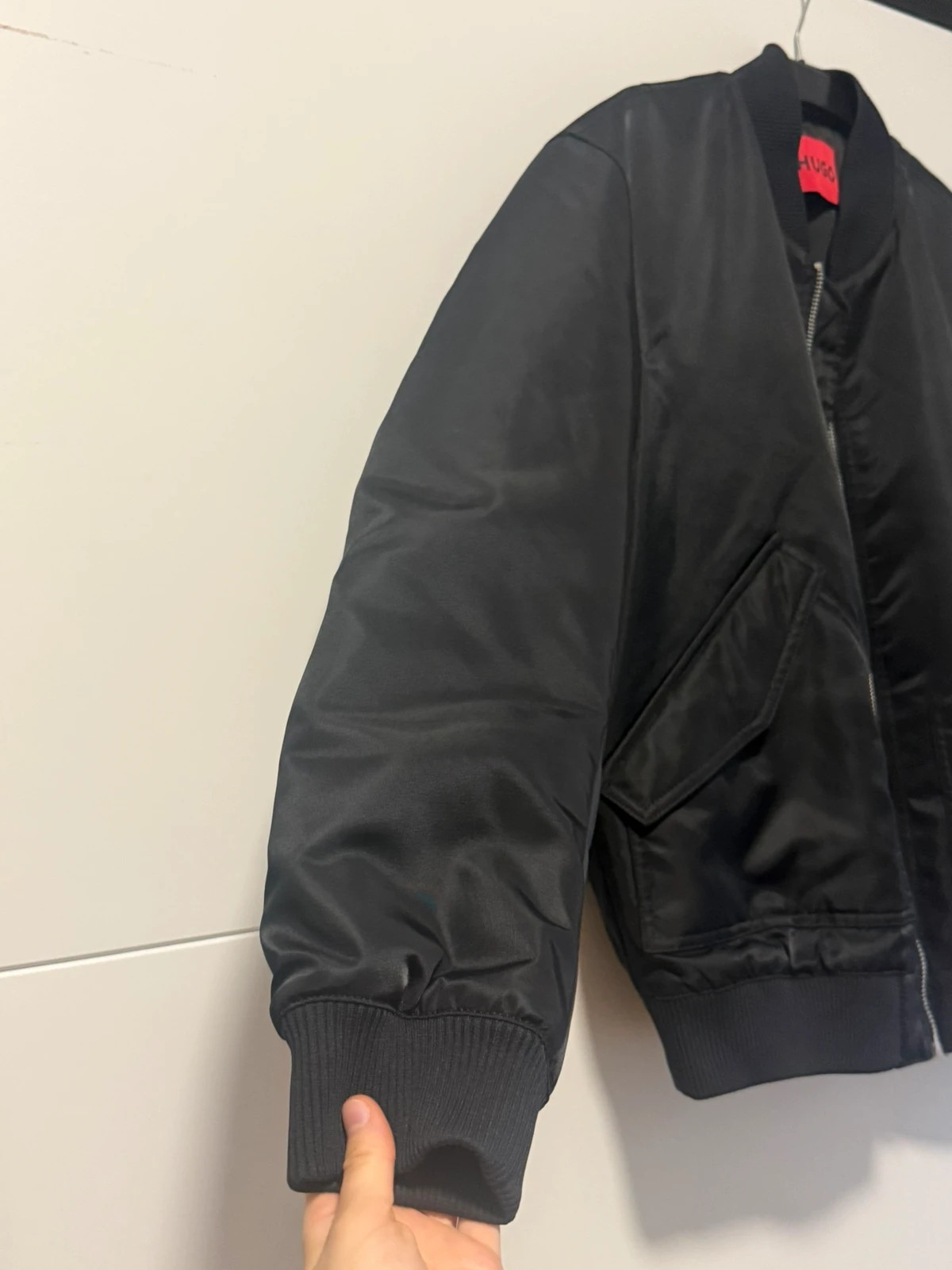 HUGO Boss Bomberjacke Schwarz – Hugo Boss – taille L 4