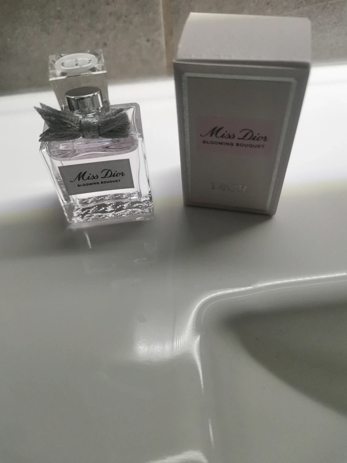 Miniature miss Dior