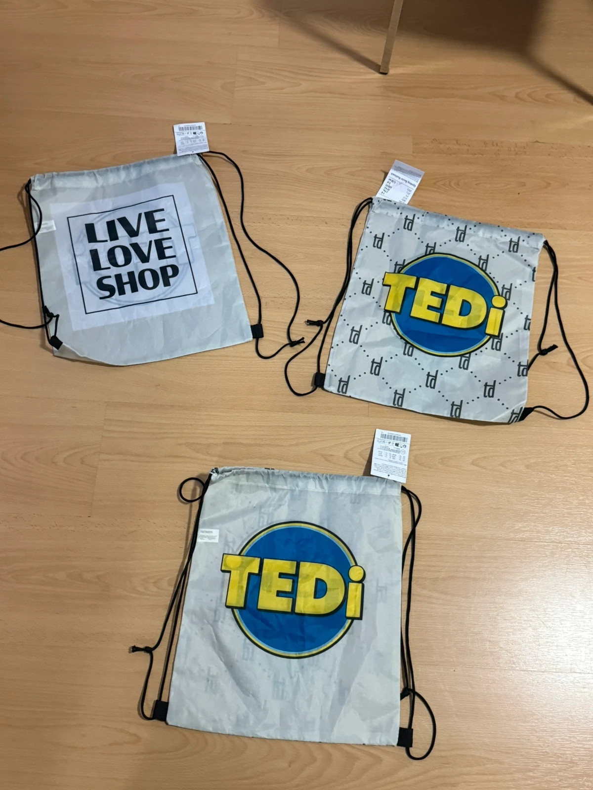 9 Turnbeutel / Gymbags (TEDi & verschiedene Motive) – Tedi 3