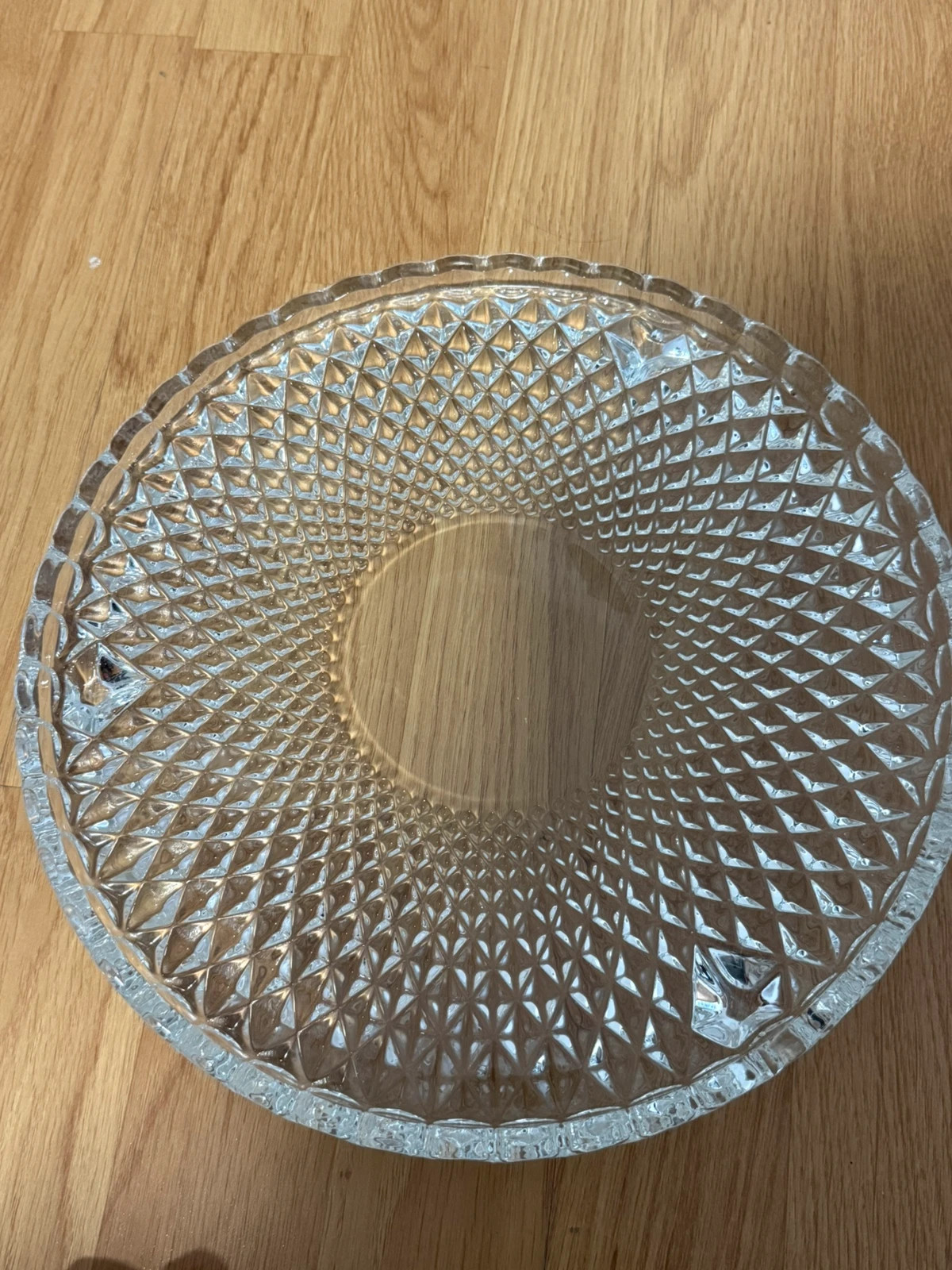 Große Servierschale aus Glas