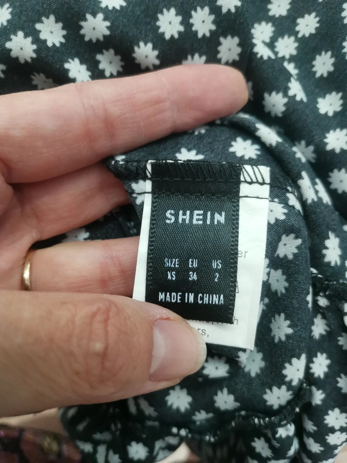 Très belle robe noire et blanche – Shein – taille XS / 34 / 6 4