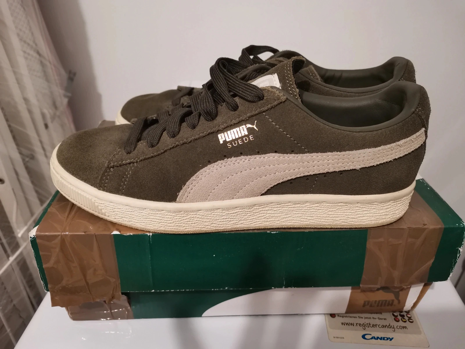 Basket puma Suède neuve kaki et blanche – Puma – taille 38