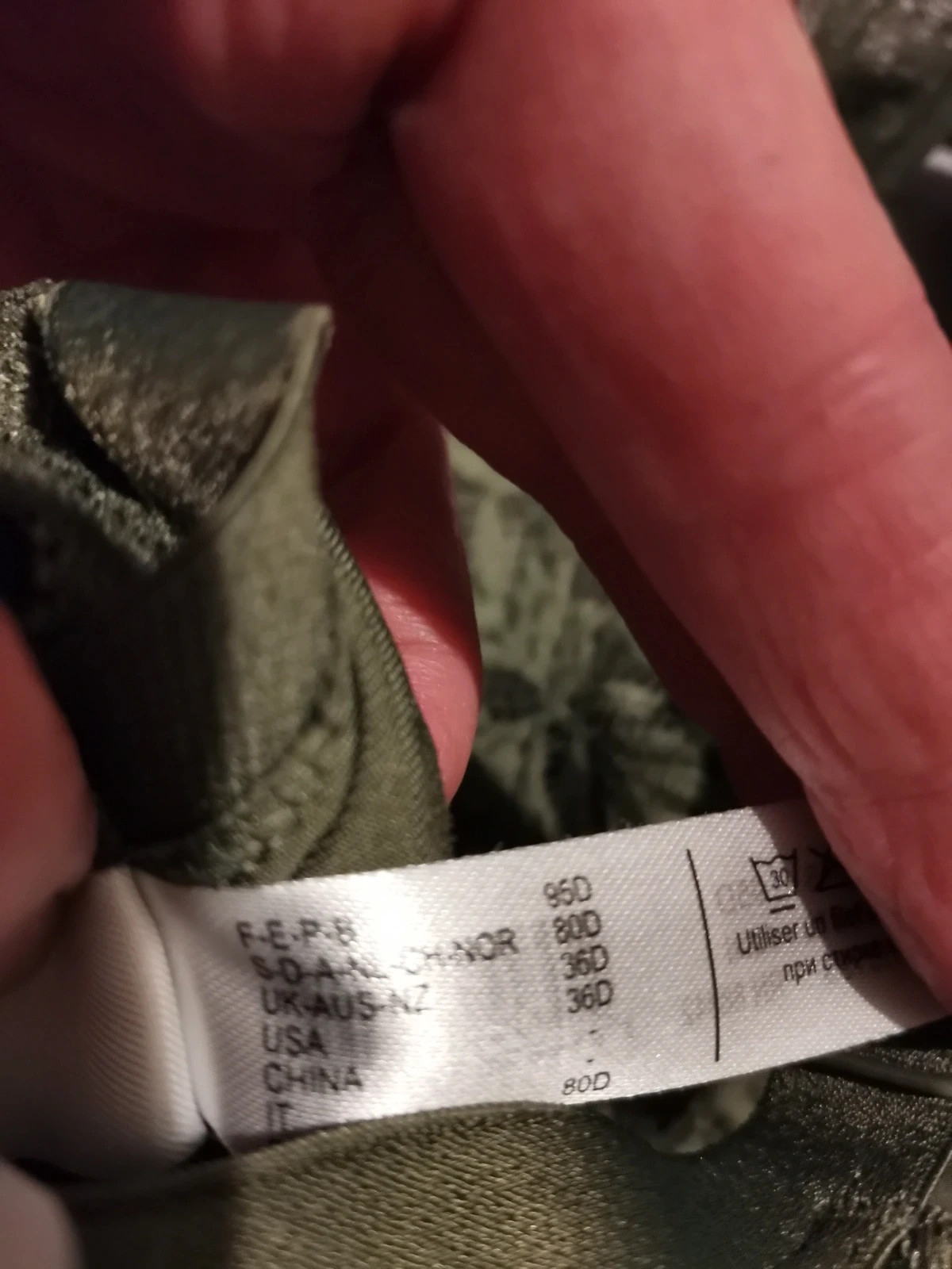 Soutien gorge + shorty neuf jamais portés – La Redoute – taille 95D 2
