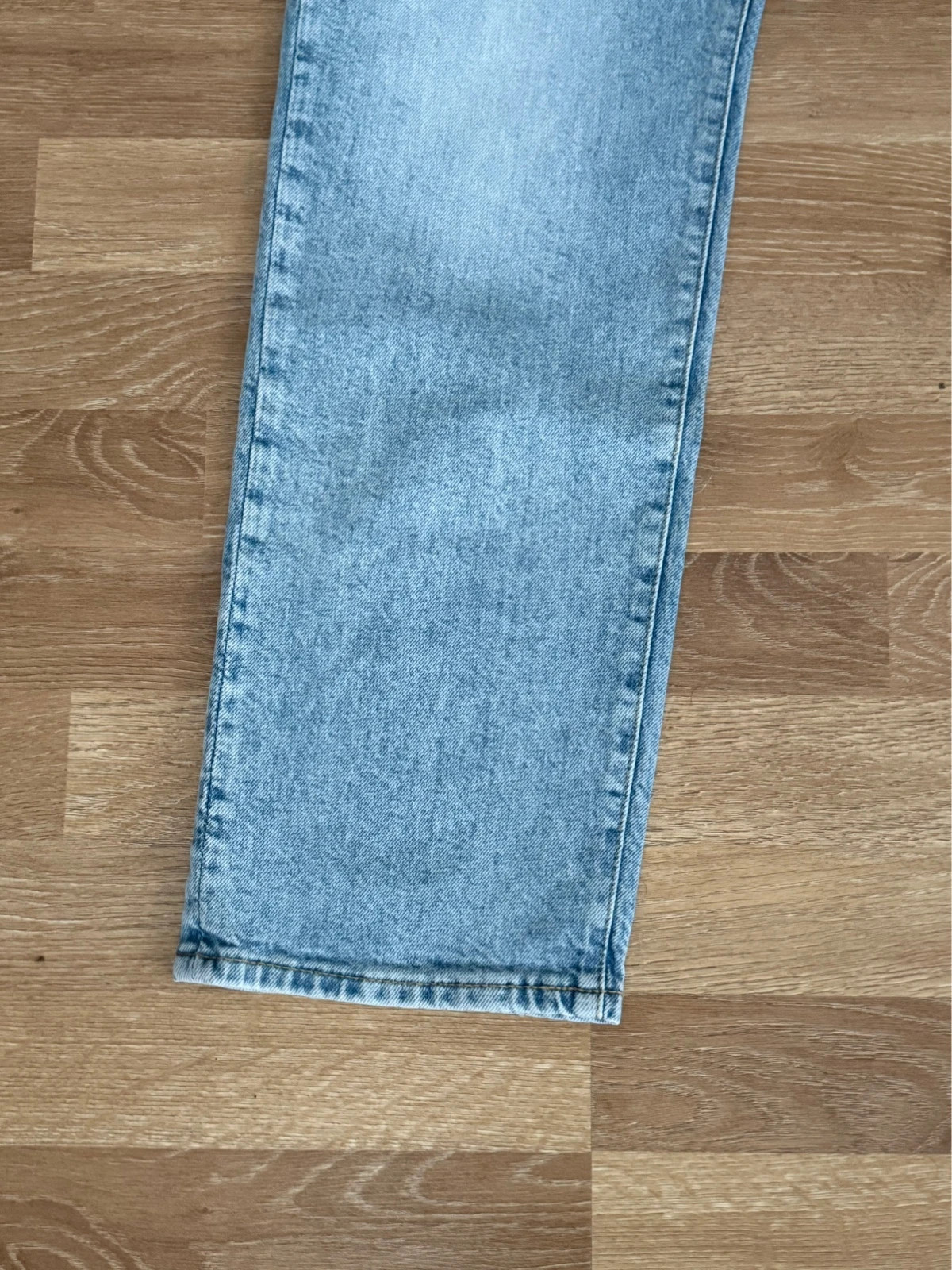 H&M Straight Regular Fit Jeans Hellblau – H&M – taille Autre 2