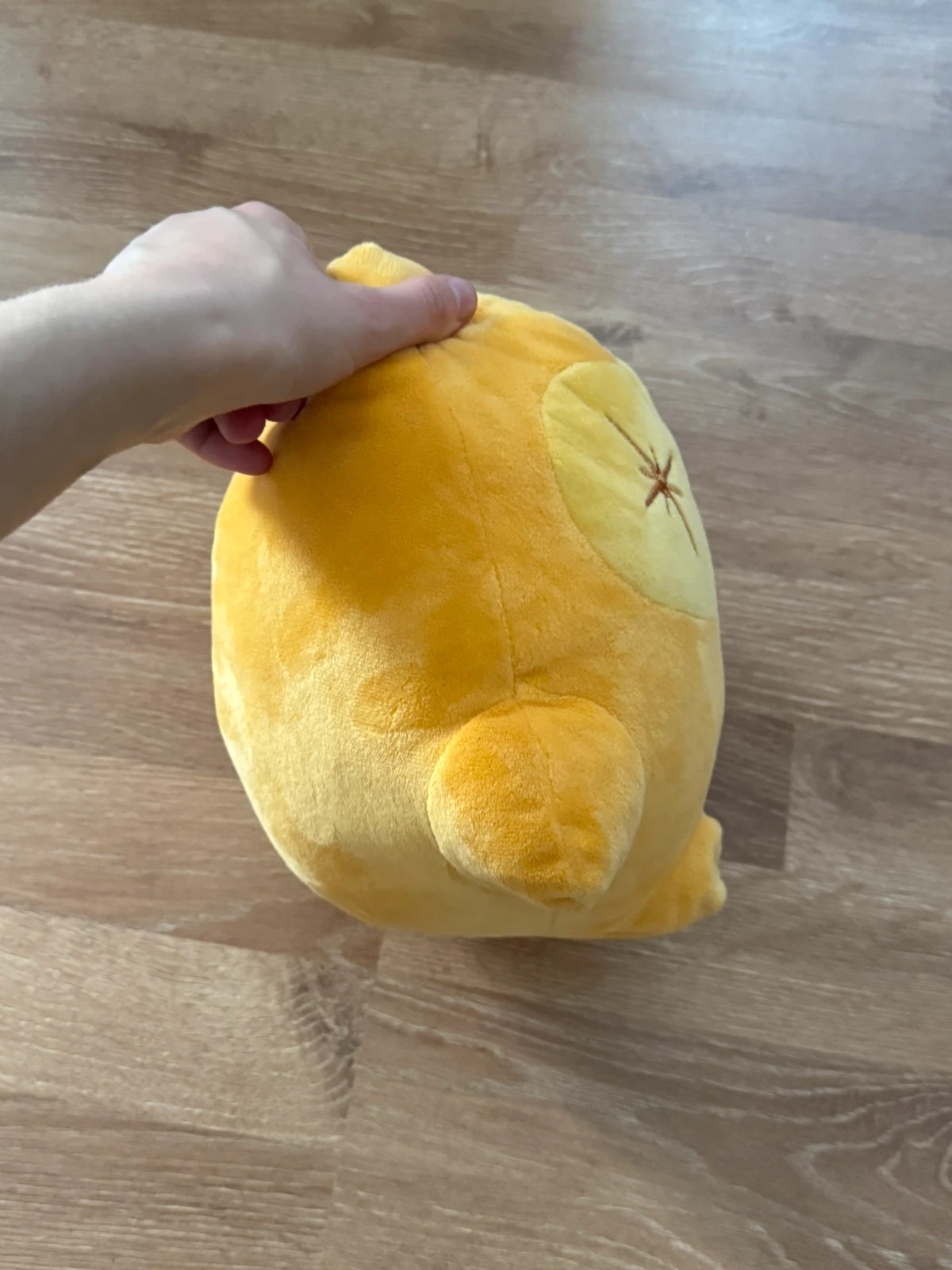 Gelbes Disney Kuscheltier / Stern Plüschtier – Disney – taille 9-12 mois / 74 cm 3