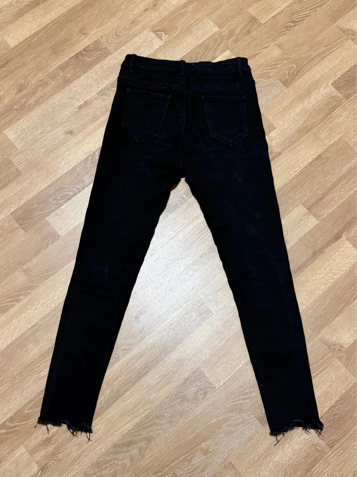 Schwarze Skinny Jeans mit Fransen-Saum – Goodies – taille XL / 42 / 14 4