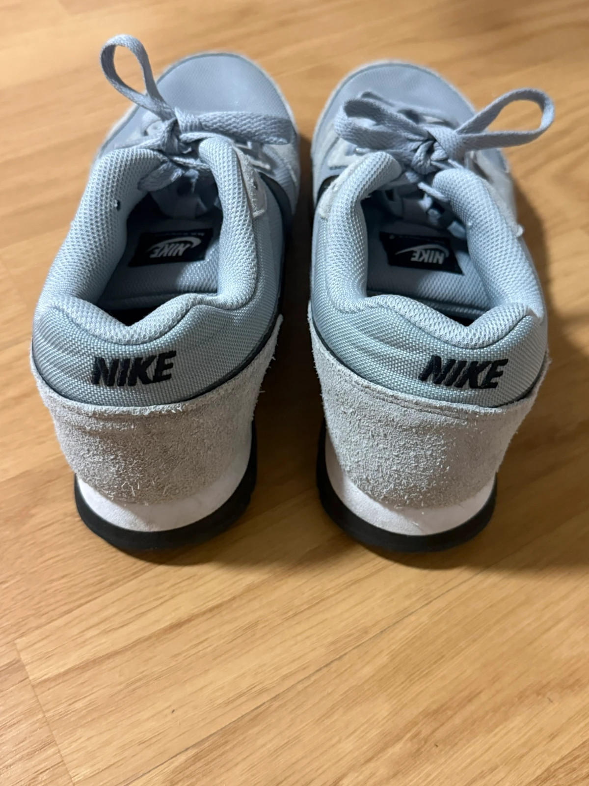 Nike Sneaker grau – Nike – taille 41 3