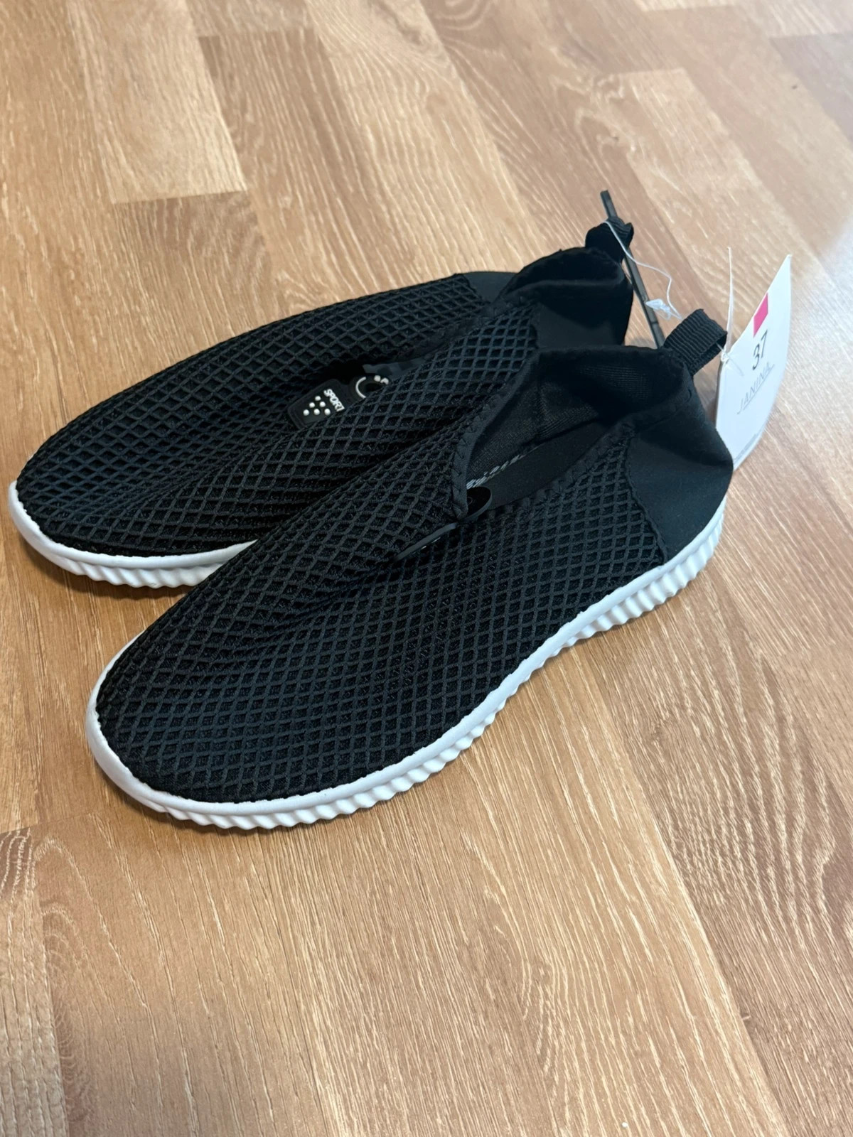 Neue schwarze Slip-On Sneaker – Janina – taille Autre 2